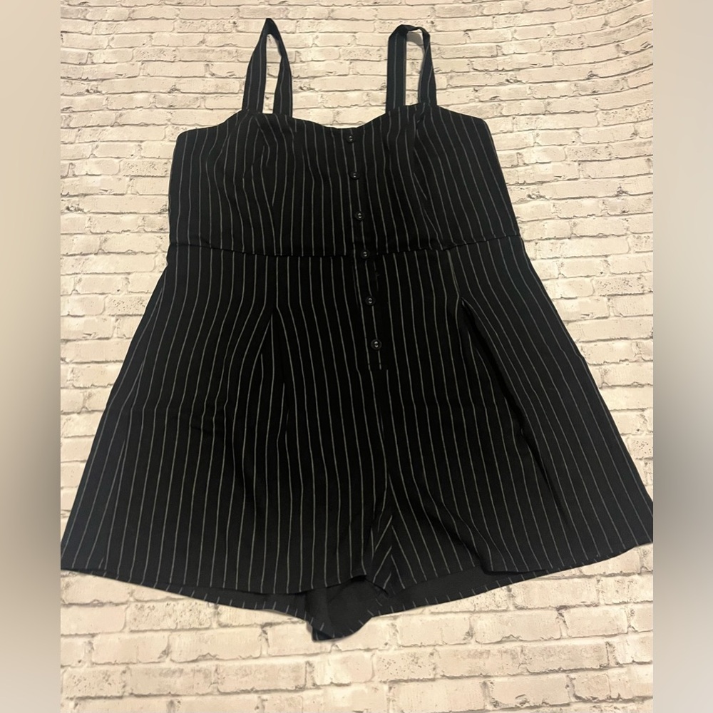 Forever 21 Black Pinstripe Romper Size 2X